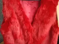 Красивый жилет из кролика.