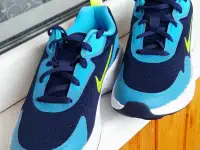 Кроссовки NIKE, фотография 4
