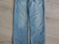 Продам джинсы