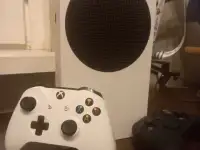 Прокатаренда игровой приставки Xbox Series S, фотография 2