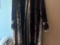Шуба натуральная мутоновая