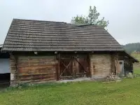 Хоз. постройка из сруба под разборку и самовывоз.