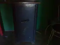 Продам сейф несгораемый