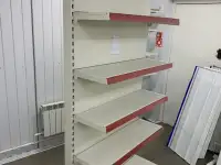 Стеклянные витрины, столы, металлические стеллажи, фотография 12