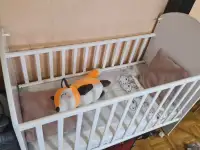Продам детскую кроватку