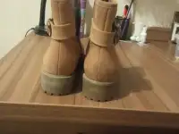 Полусапожки женские, фотография 2
