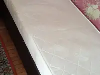 Кровать