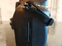 Зеркальный фотоаппарат Nikon D610 Body, фотография 3