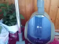 Пылесос LG