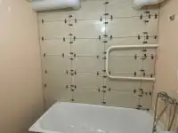 Плиточник, плиточные работы