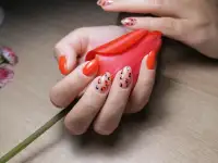 Маникюр  с укреплением ногтевой пластины