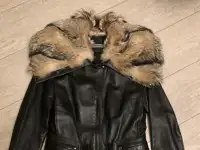 Куртка кожанная