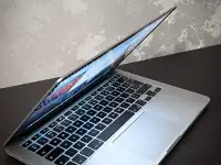 Apple MacBook Pro 13