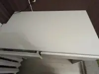 Стол письменный