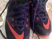 Продам кроссовки Nike EARNED размер:us4,5y; uk4; eua36,5; см23,5. I, фотография 3