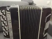 Баян
