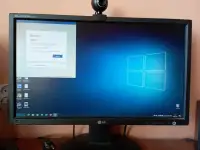 Продам компьютер с монитором и столом, фотография 3