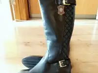 Сапоги женские новые р-р 38