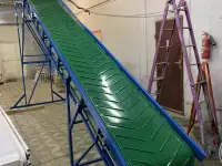 Наклонный конвейер с шевронной лентой для мешков, фотография 2