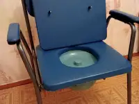 Кресло туалетное (стул санитарный)
