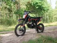 Питбайк AVM Taos 140, фотография 10
