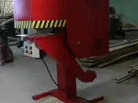 Станок торцовочный, фотография 2