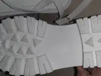 Новые женские босоножки, фотография 3