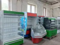 Витрины,лари,бонеты,холодильные шкафы,горки.