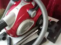 Пылесос камерный, циклонный Vitek VT-1829R в отличном состоянии, фотография 3