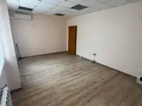 Собственник сдаёт офис в аренду, фотография 3