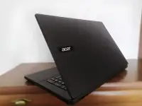 Ноутбук с большим экраном Acer, фотография 3