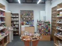 Стеллажи для магазина
