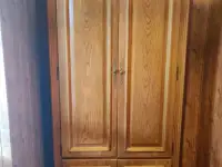 Шкаф из дерева