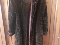 Продам женскую верхнюю одежду, фотография 4