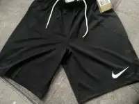 Шорты Nike