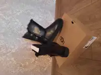 Ботинки зимние UGG, фотография 2