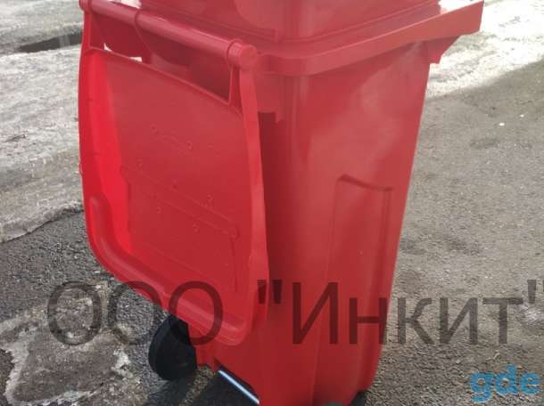 Контейнер для мусора на колесах на 120 л. красного цвета, фотография 3