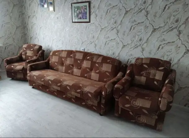 Диван и два кресла, фотография 2