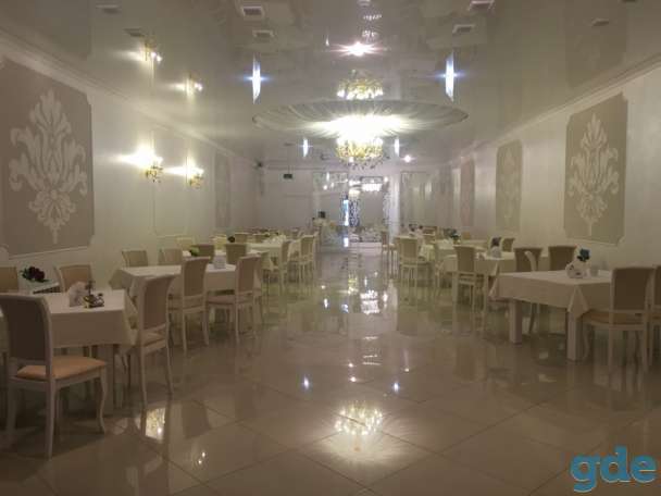 В аренду Кафе-Ресторан с двумя банкетными залами 100кв.м., 180кв.м., Кухня -70кв.м  молодёжный спорт Бар-100кв.м.,, фотография 1