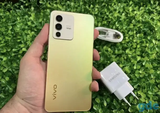 Vivo 23 5G, фотография 1