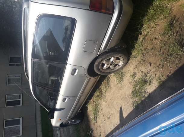 Авто Nissan Sunny, фотография 4