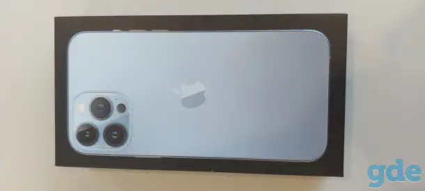 Смартфон Apple iPhone 13 Pro Max 128GB (небесно-голубой, зелёный), фотография 1