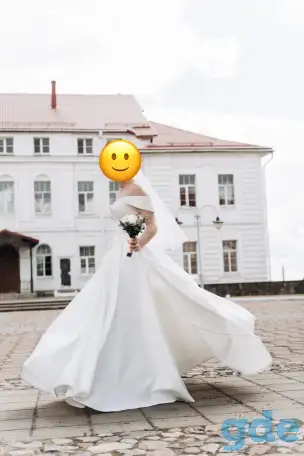 Свадебное платье в идеальном состоянии, фотография 2