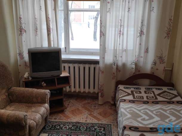 продаю двухкомнатную квартиру пл.42,7 кв.м, с обстановкой, 1-й этаж, ул. Лермонтова 16, фотография 3