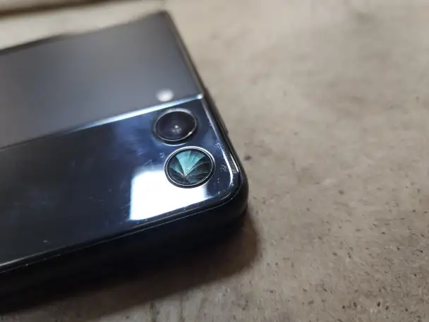 Galaxy Z flip 3 8256, фотография 2