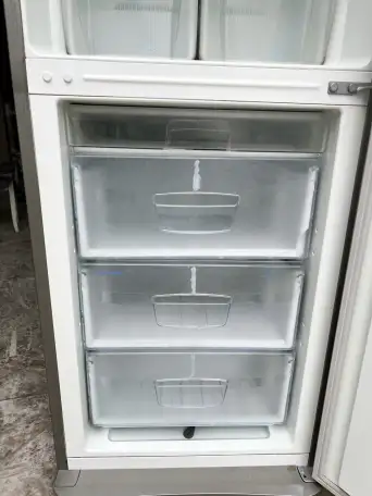Холодильник Indesit 200 см. Доставка, фотография 6