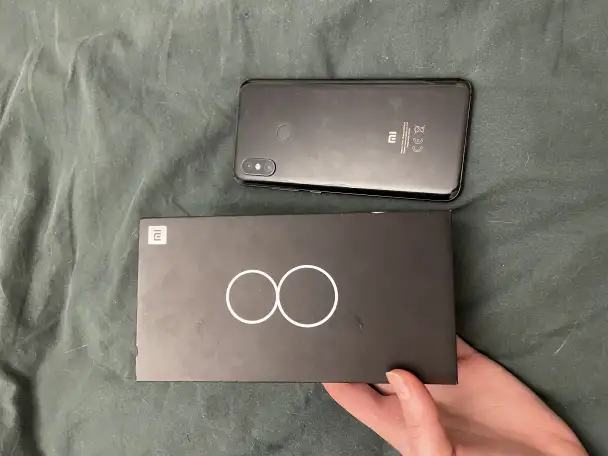Xiaomi Mi 8, фотография 2
