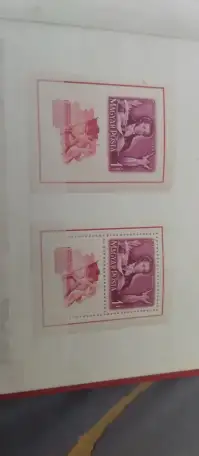 Марки, фотография 1