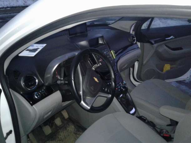 автомобиль Chevrolet Orlando, фотография 1