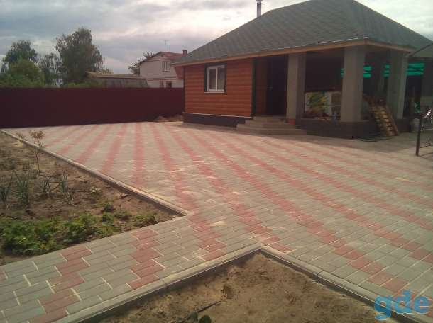 Укладка тротуарной плитки, установка бордюров, фотография 3